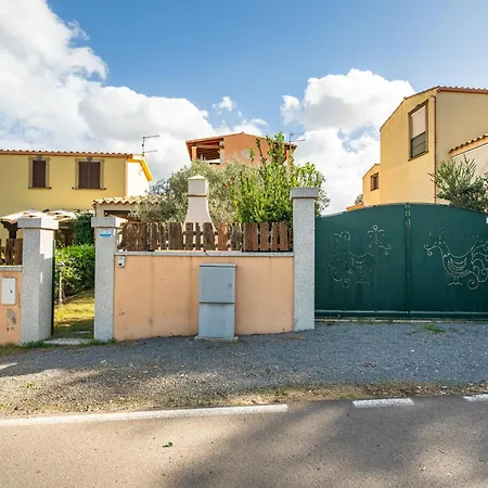 L'olivo Holiday home *